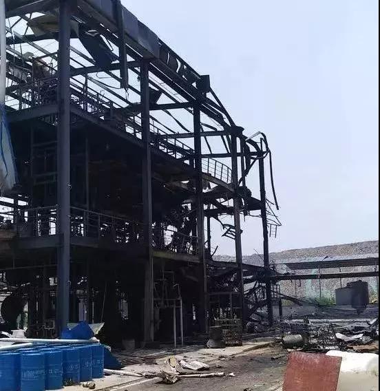 爆炸3.jpg